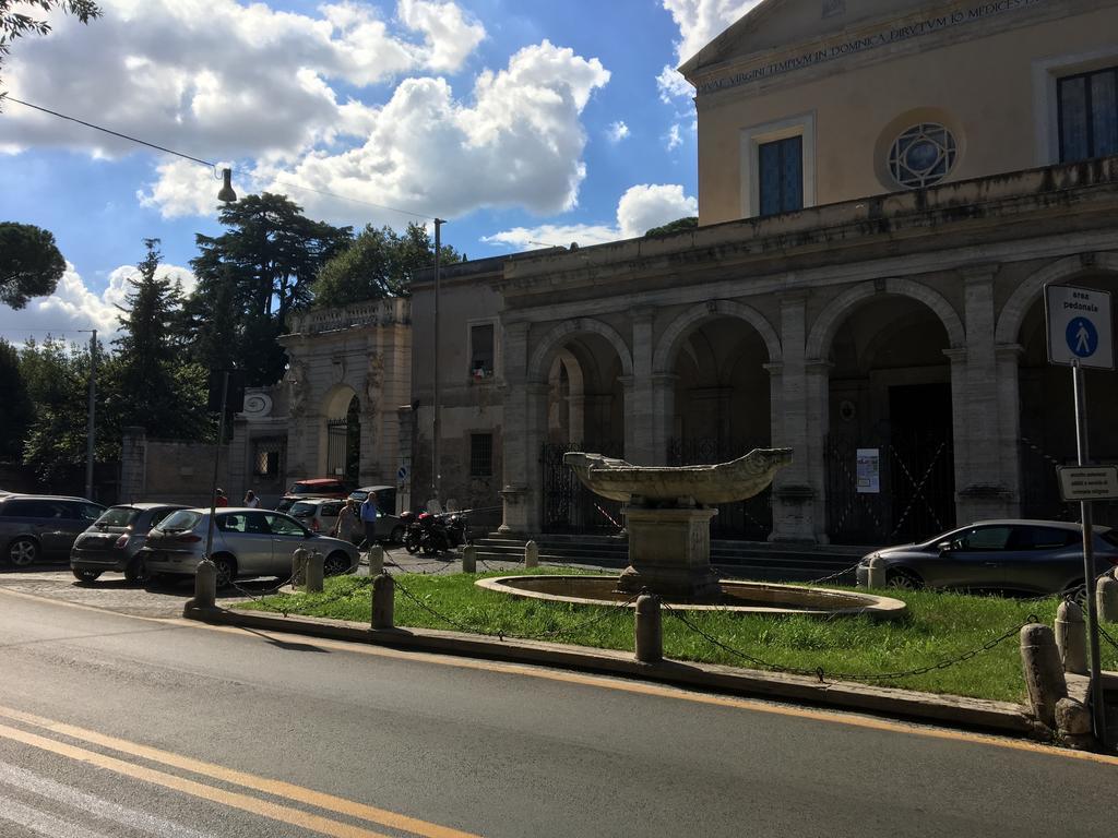 Delightful Apartment 100 Meters From The Colosseum Roma Exterior foto