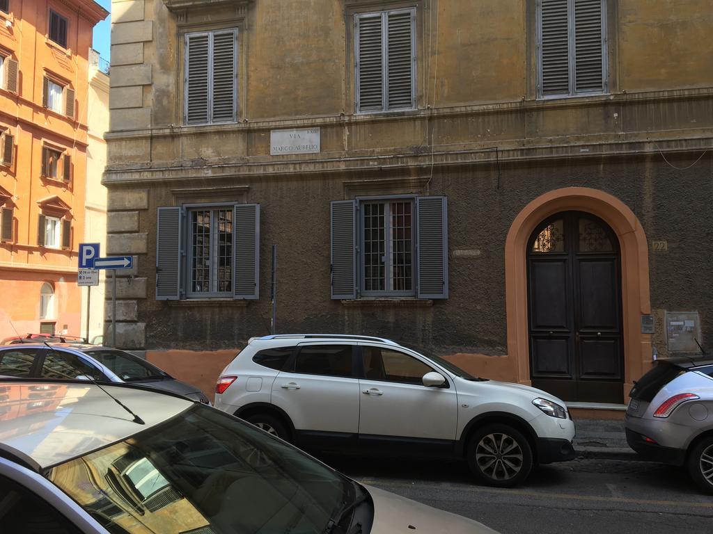 Delightful Apartment 100 Meters From The Colosseum Roma Exterior foto