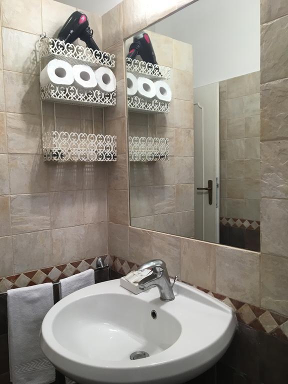 Delightful Apartment 100 Meters From The Colosseum Roma Exterior foto