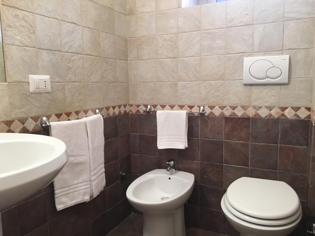 Delightful Apartment 100 Meters From The Colosseum Roma Exterior foto